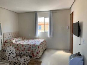 kitnet208 No centro,c linda vista , tv smart e ar